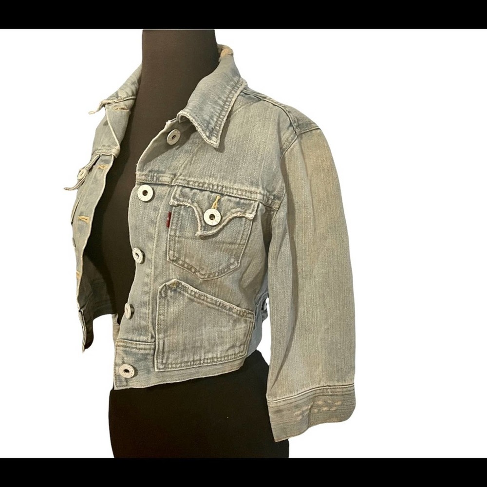 Levi’s Distressed Light Wash Cropped Edgy Denim Jacket